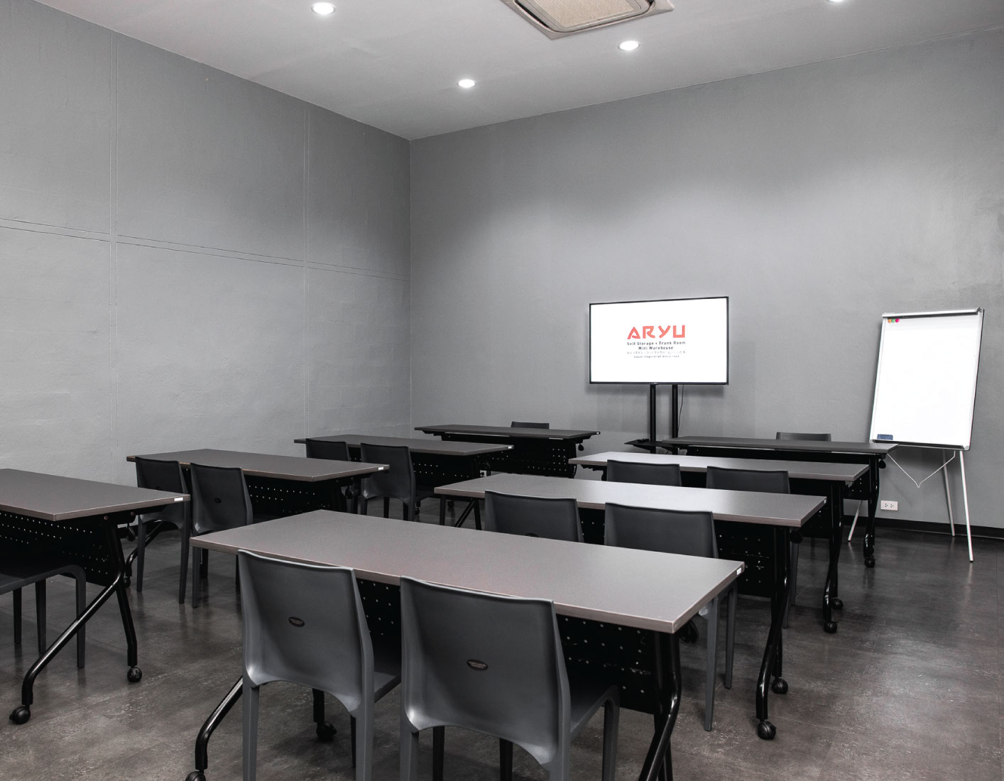 [iPLACE]-Meeting-room-2